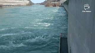 Niagara falls fishing platform plus more