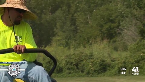 Lawrence landscaping crews cut days short to combat heat