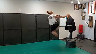 Wing Chun Guys Can't Kick