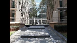 SOUTH AFRICA - Johannesburg - The Johannesburg Stock Exchange - Video (a4Y)