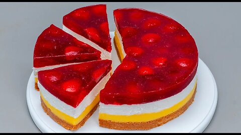 A famous dessert with strawberries that conquers the entire world! A delicious heavenly cake!