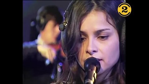 Mazzy Star - Flowers in December Live on 2 Meter Sessions