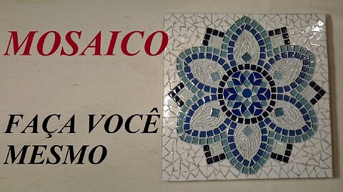 MOSAICO COM PASTILHAS DE VIDRO E AZULEJOS - @lucibuzo