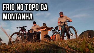 Acampamento de BIKE com uma vista INCRÍVEL!