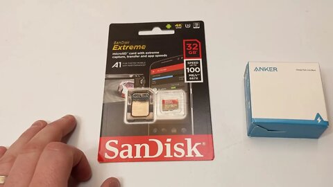 Unboxing: Anker USB C Charger AND SanDisk 32GB Extreme microSDHC