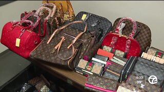 Detroit police bust bootleg handbags