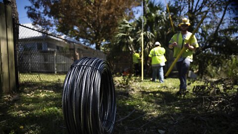 In Ian's Wake, Florida Residents Brave A Slow Wait For Power