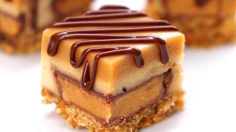 Peanut Butter Cup Cheesecake Bites