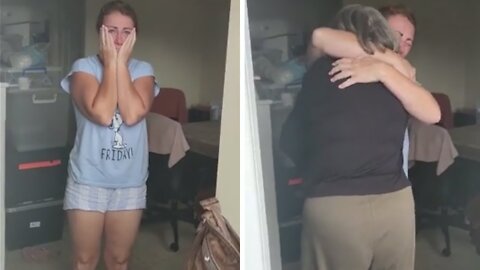 Mom surprise daughter after she moves to another country