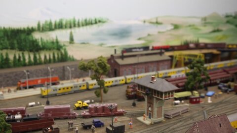 SOUTH AFRICA- Durban- Model train collectors (ivA)