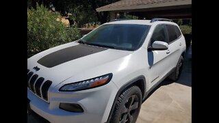 Basic How to check the fluids on a vehicle. Cars specific: 97' & 17' Jeep Cherokee, 08 Chevy 2500