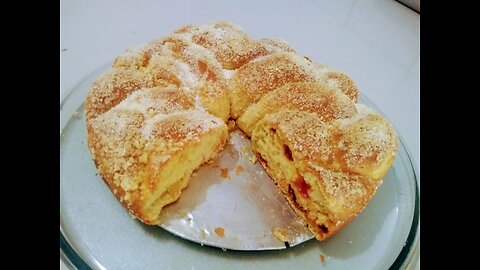 CORN THREAD WITH CREAM AND GOIABADA FILLING