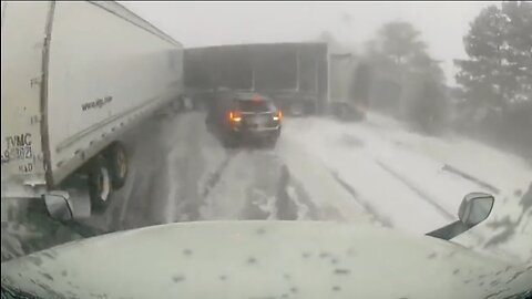 Dashcam Video Of Major Pileup On 401 Highway in Ontario