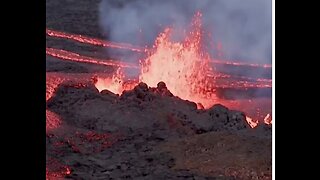 HAWAII VOLCANOES PUTTING ON A SHOW OF NATURE WITH 2 VOLCANOES ERUPTING