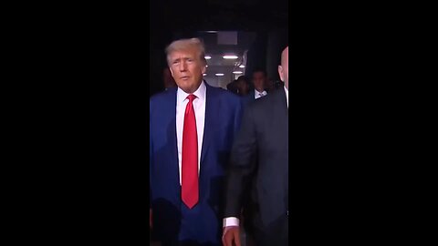Donald Trump in the house for - UFC290 👀