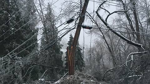 Ice storm catches British Columbia city by surprise
