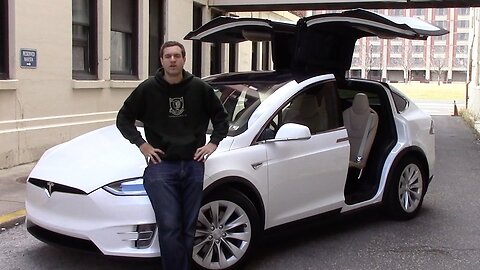 Here's Why the Tesla Model X Is an Awful Car