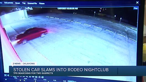 Tulsa police looking for two suspects who crashed a car into Rodeo Nighclub