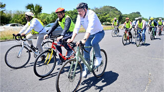 WATCH: Premier Winde and Minister Mitchell Cycle to Promote Safer Mobility in Cape Town