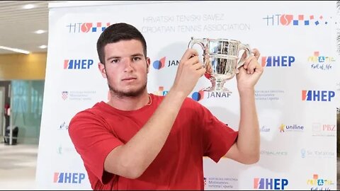 Mili Poljičak, osvajač juniorskog Grand Slama u Wimbledonu, vratio se u Split