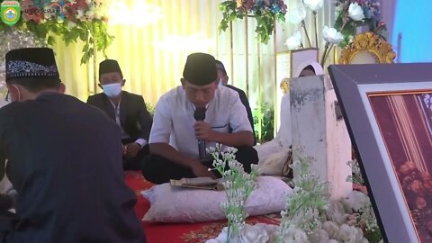 MOMENT SAKRAL AKAD NIKAH / TRADISI ADAT DAN BUDAYA PENGANTIN DAN PERSEDEKAHAN DI PAGARALAM SUMSEL