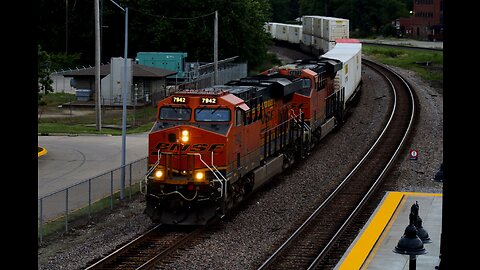 Fort Madison, Iowa (Virtual Railfan Cam) Railfanning Action 7-7-2023 (Part 1 of 2)