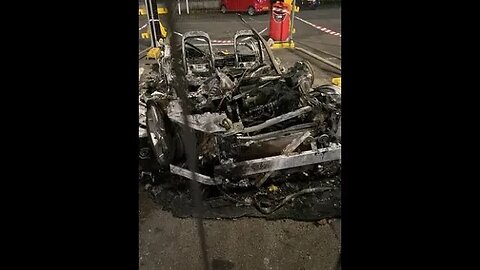 BREAKING... Jaguar iPace BURNS whilst charging at the gym. UNEDITED