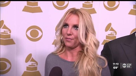 Reps. Charlie Crist and Eric Swalwell invite Britney Spears to speak to Congress