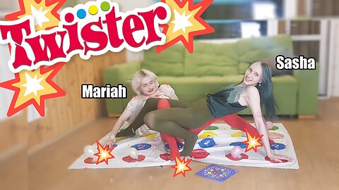 TWISTER and pop baloons | with Mariah Katey