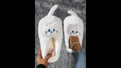 Casual Cartoon Cat Embroidery Fleece Fluffy Slippers, Color White