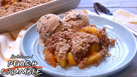 This Simple Peach Crumble Recipe is So Delicious, You Won't Even Know It's Healthy!