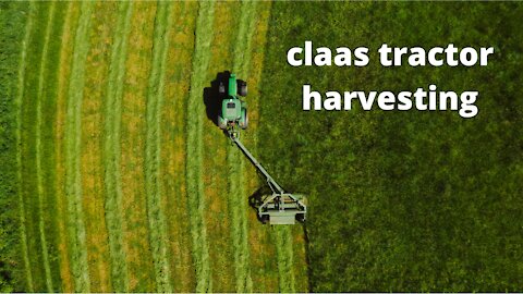 claas tractor harvesting