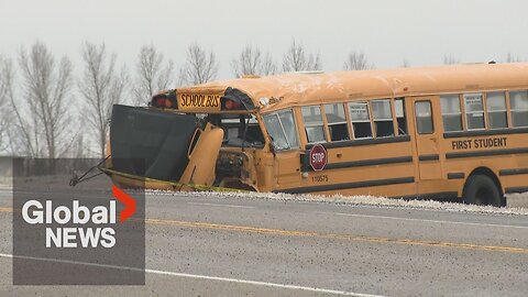 Alberta school bus crash: 5 children, 1 adult injured in highway rollover