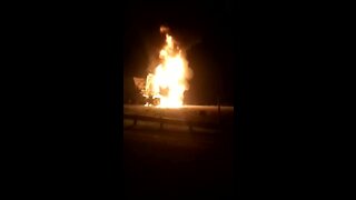 Two trucks torched outside Paterson in Eastern Cape (eXD)