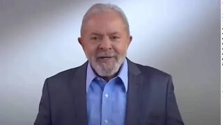 Discurso de Lula oferecendo-se para ser candidato faz disparar duas hashtags