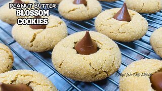 Peanut Butter Blossom Cookies