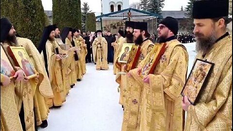 Procesiunea cu sfintele icoane în Duminica Ortodoxiei