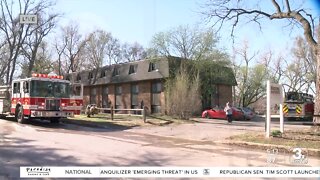 Omaha Fire Department battles apartment fire near 88th and Miami Street