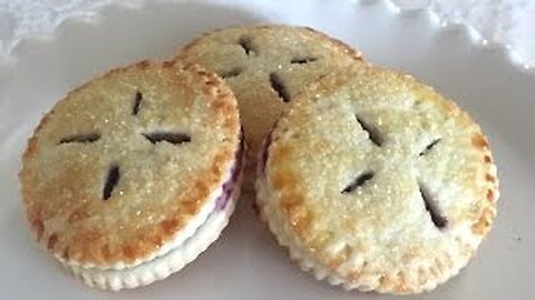 Mini Blueberry Pie Puffs