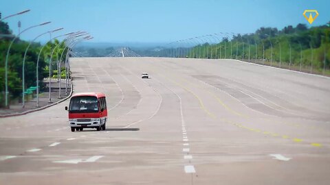 The Myanmar (Burmese) Ghost City w/ empty Buildings, Shops and Enormous Roads that don't make sense!