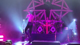 Black Veil Brides in Houston song The Legacy