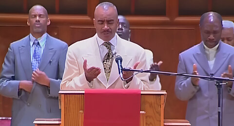 Pastor Gino Jennings: "Powerful Prayer"