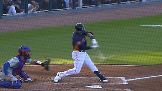 Alex Bregman records a three-hit game