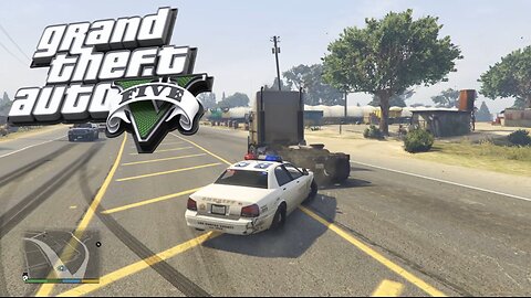 GTA 5 Crazy Police Pursuit Driving Police car Ultimate Simulator chase #33