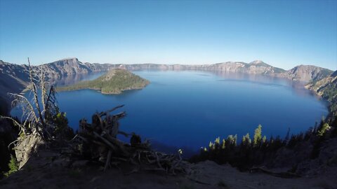 Hike of Crater Lake National Park West Rim in Oregon