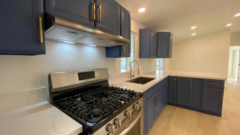 Must See Kitchen in Mobile Home Tour. Mobile Homes for Sale