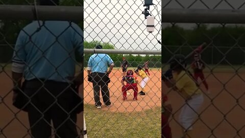 Dad strikes out his own daughter [8U]