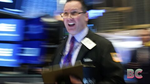 Dow closes lower Thursday after briefly topping 40,000 for first time