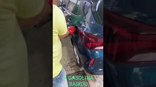 ACONTECE: A GASOLINA BAIXOU E DERRAMOU NO POSTO