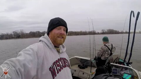 How we're beating COVID-19... GO FISHING! | Wisconsin Fox River Walleye